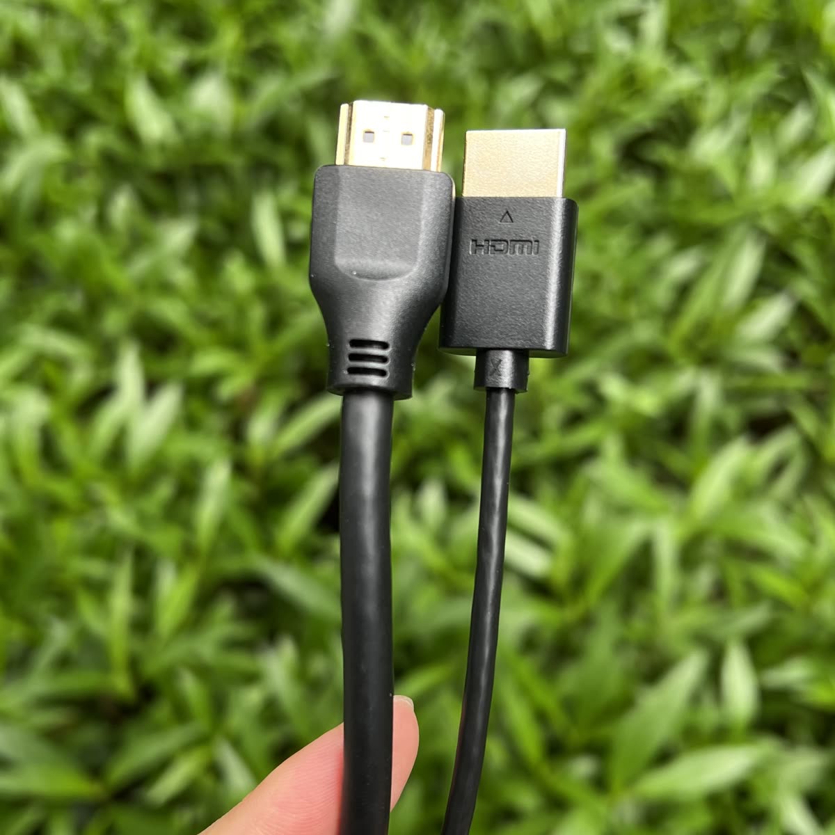 细软满血 HDMI 2.1 线材